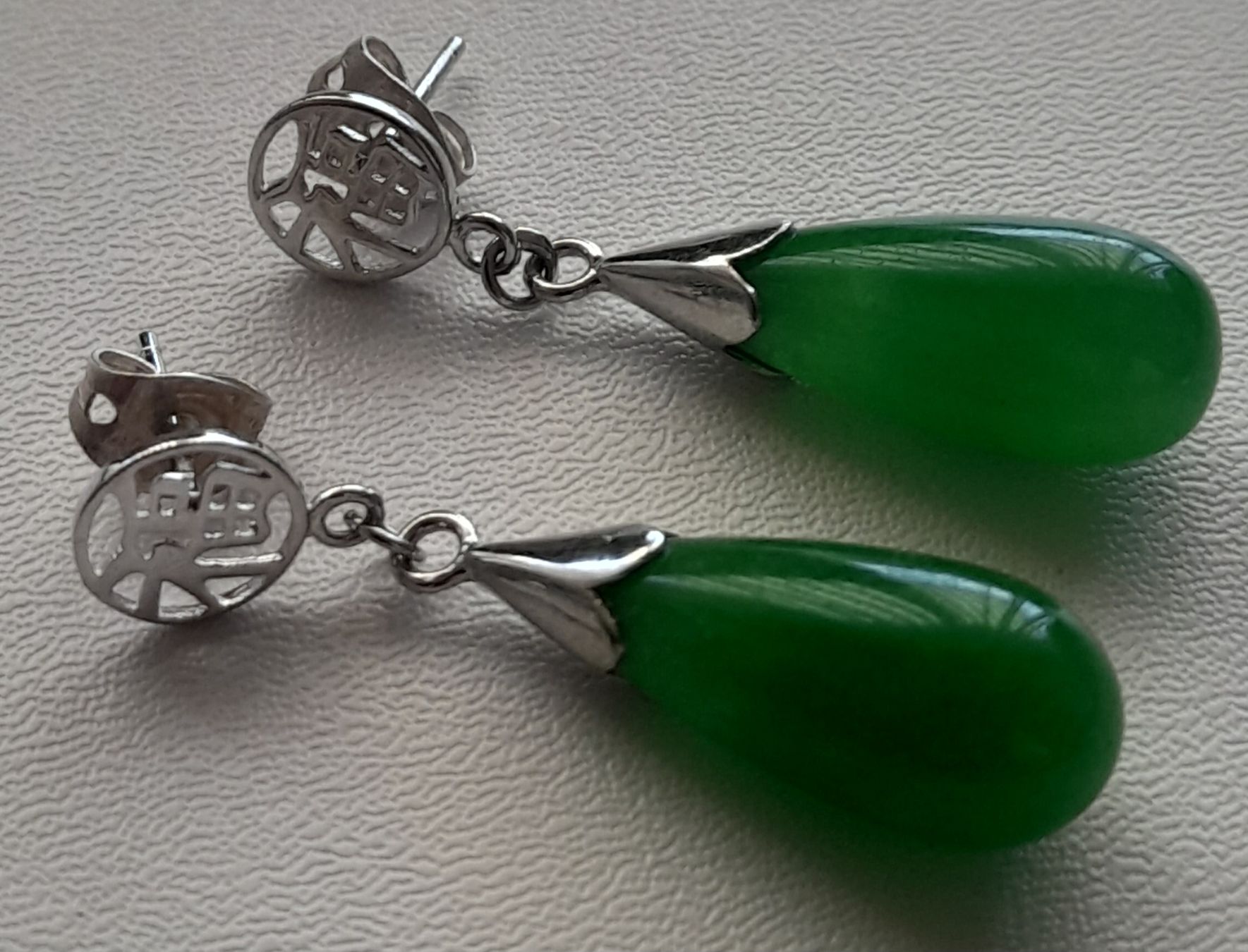 Orecchini pendenti & Orecchini a lobo: Boucles d'oreilles en argent 925,et Jade  – Usato da Lausanne venduto da Glam-Luxe 3