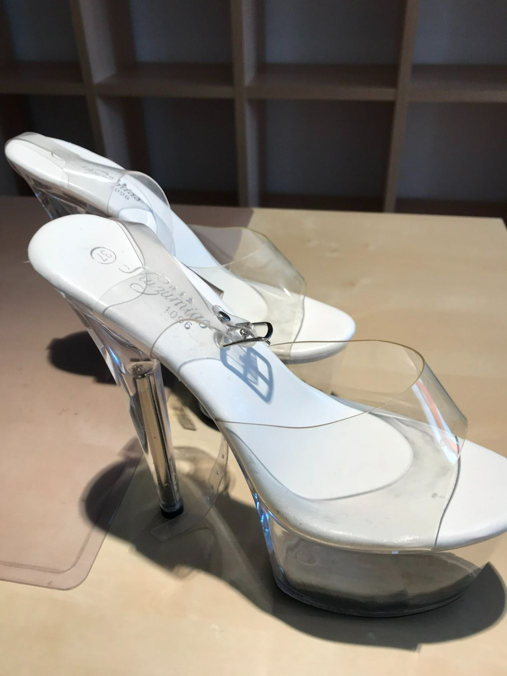 Damenschuhe: Hig Heel 16 cm Plateau grösse 38 – Gebraucht aus Spreitenbach von GerrySwiss