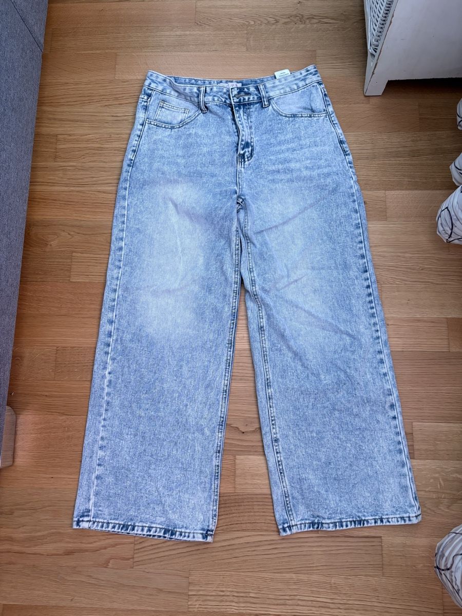 Jeans: Baggy Jeans gr 36  – Nuovo (secondo la descrizione) da Hochdorf venduto da si981978