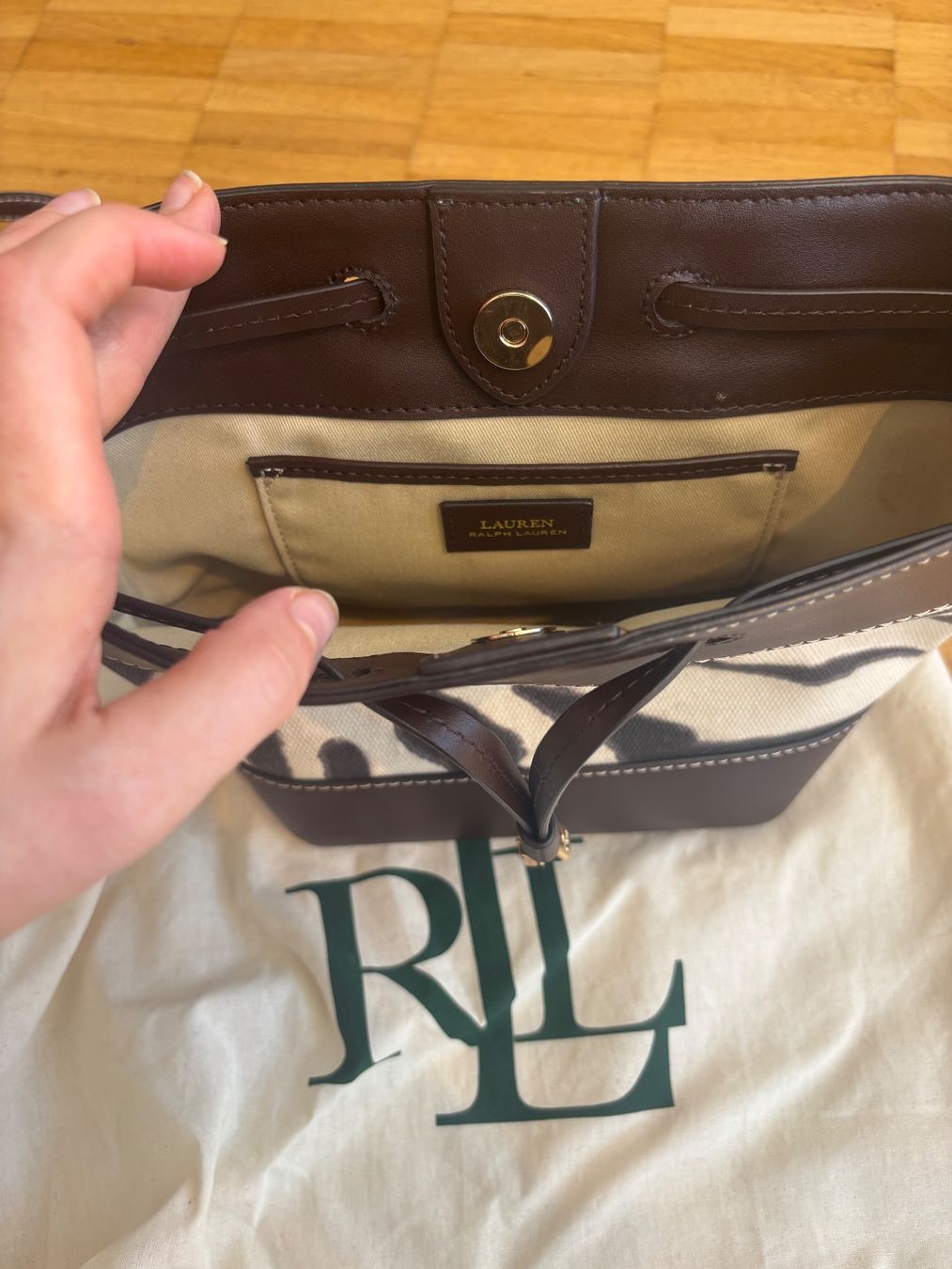 Ralph Lauren Sacs femmes: Ralph Lauren Beuteltasche – D'occasion à Baden par van_k2dq 3