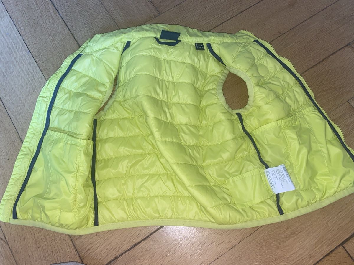 Altro abbigliamento per bambino: Gilet Gr. 92 – Usato da Bern venduto da Elisa64 5