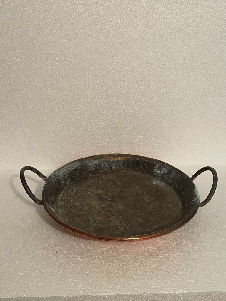 Piatti di portata: Superbe plat en cuivre ancien – Usato da Lausanne venduto da llcc27 1