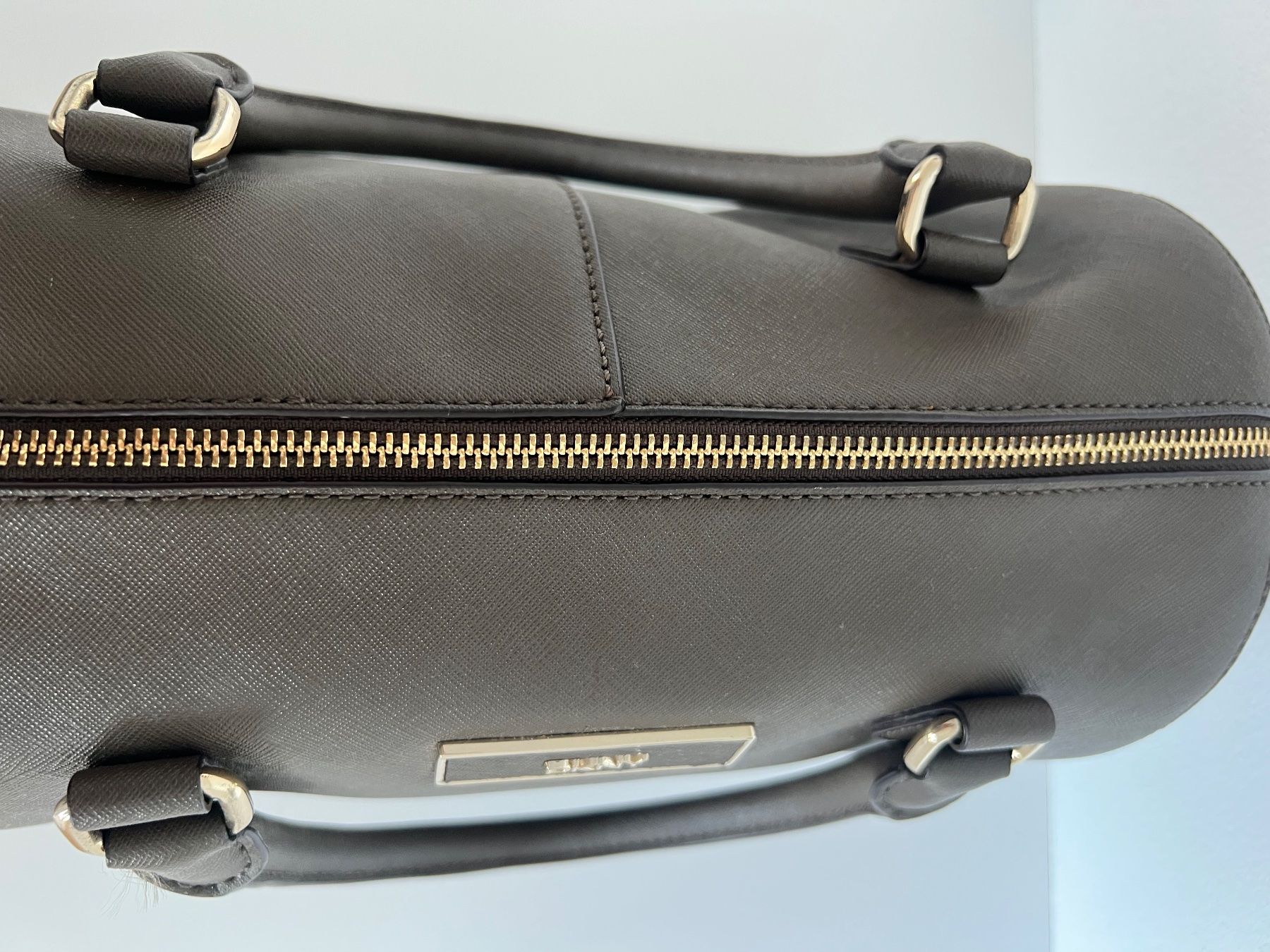 DKNY Sacs femmes: DKNY Handtasche braun – D'occasion à Schenkon par beetastic 5