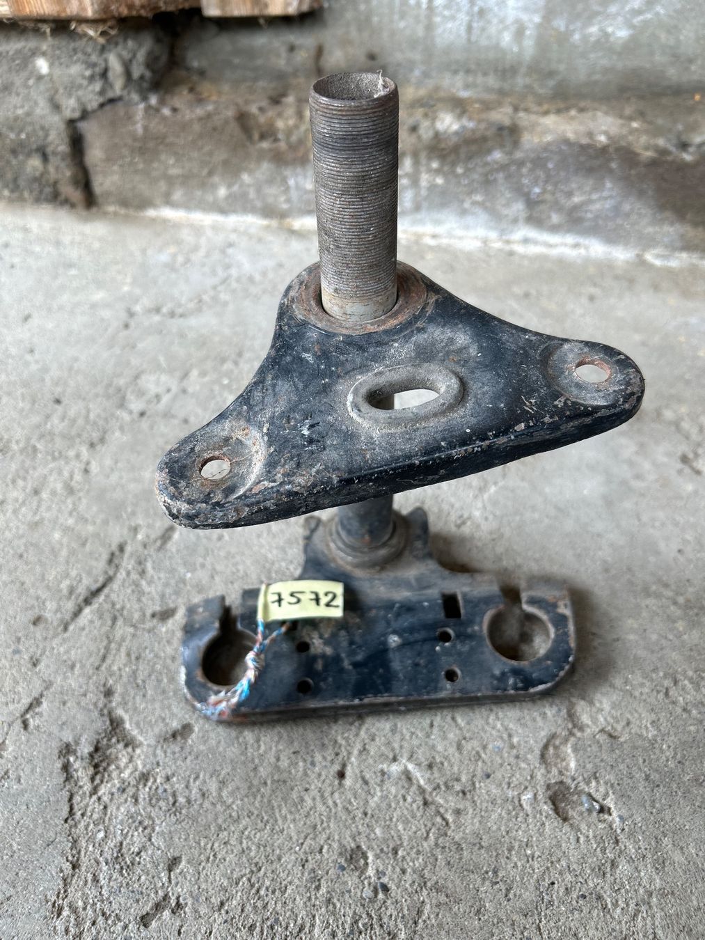 Sachs Parti ricambio per ciclomotori: Sachs Rixe Mofa Gabelbrücke – Usato da Fahrni b. Thun venduto da berger_tuning34