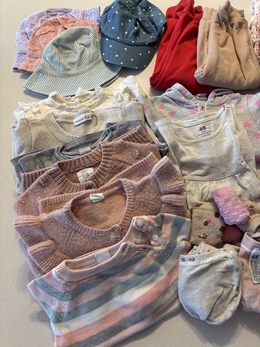 Lotti & Set di vestiti: Kinderkleider Gr. 86 Mädchen – Usato da Emmen venduto da 601486 3