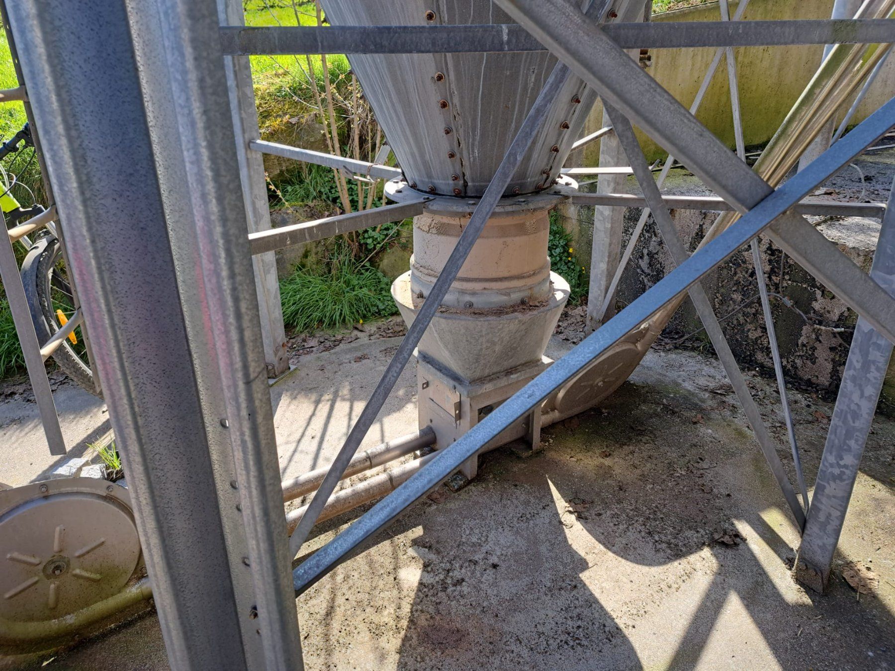 Mangimi: Futtersilo 12 m3 (Tool Systems) – Usato da Benzenschwil venduto da rail88 1