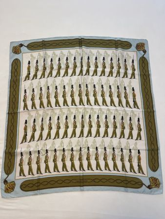 Hètmes Foulard „la Parade“, Seide, Sammlerstück!