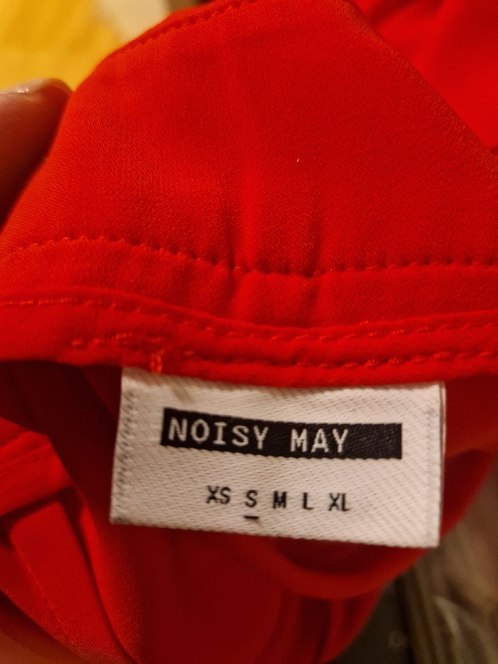 Pantaloni: Culottes Noisy May Rot  hose – Usato da Binningen venduto da Daja75 4