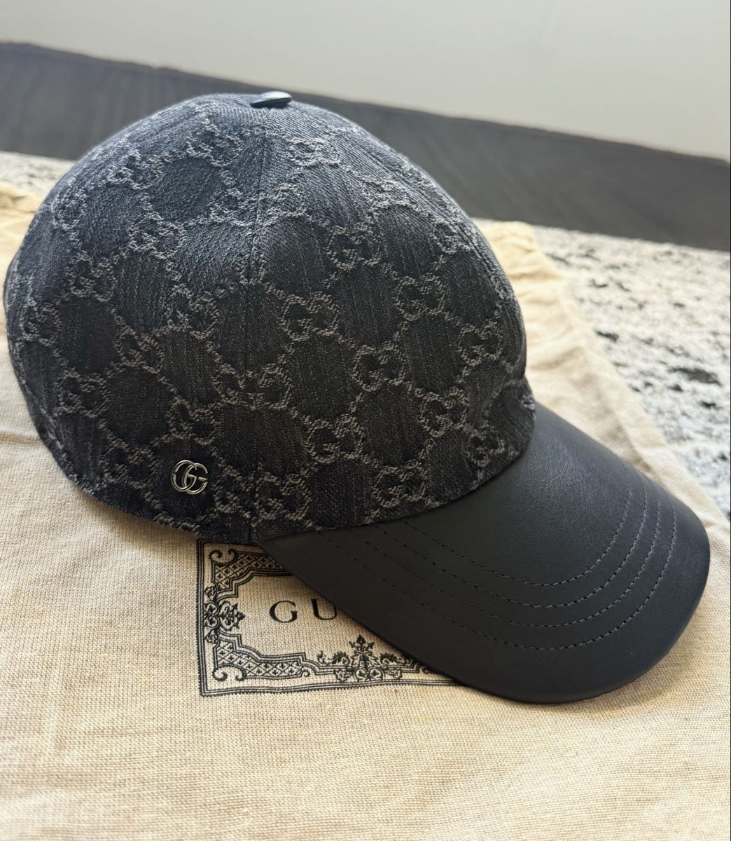 Gucci Copricapi, berretti & cappellini: Gucci Denim+Leather Baseball Cap – Nuovo e nell'imballaggio originale da Kilchberg ZH venduto da man_7q9s