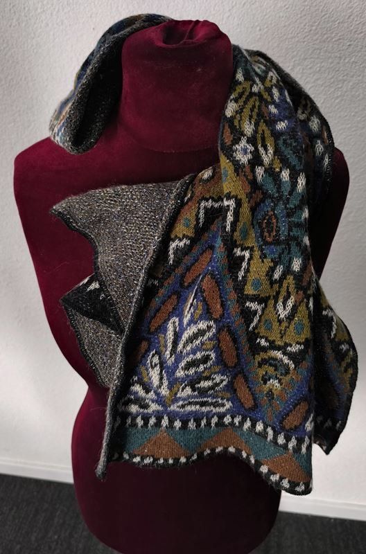 Missoni Foulards, Tücher & Schals: MISSONI Schal – Gebraucht aus Rüti ZH von Restwert_Rueti_ZH