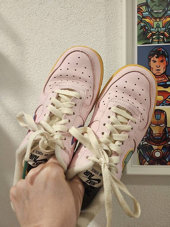 Scarpe da donna: nike gr. 36.5 – Usato da Niederwangen BE venduto da Hmela