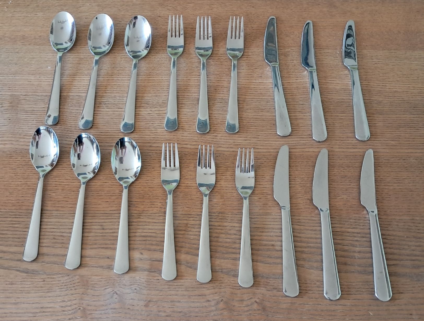 Ikea Set di posate: IKEA Besteck 18teilig – Usato da Adlikon b. Andelfingen venduto da Kraemse 1