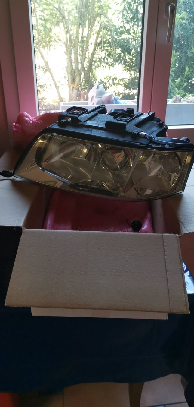 Audi Fari: Audi A6 4b Avant 2001 Scheinwerfer Set Links + Rechts – Usato da Haslen GL venduto da skullch 2