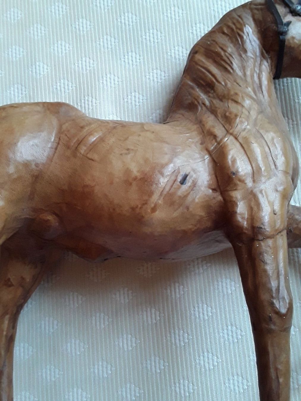 Statuette: Grosse Pferdefigur Antik Leder – Usato da Zürich venduto da helsan 7