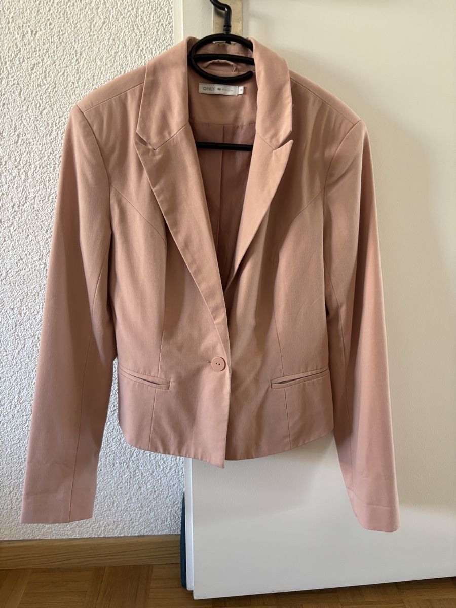 Only Jacken: Blazer ONLY rosa – Gebraucht aus Bern von car_6282