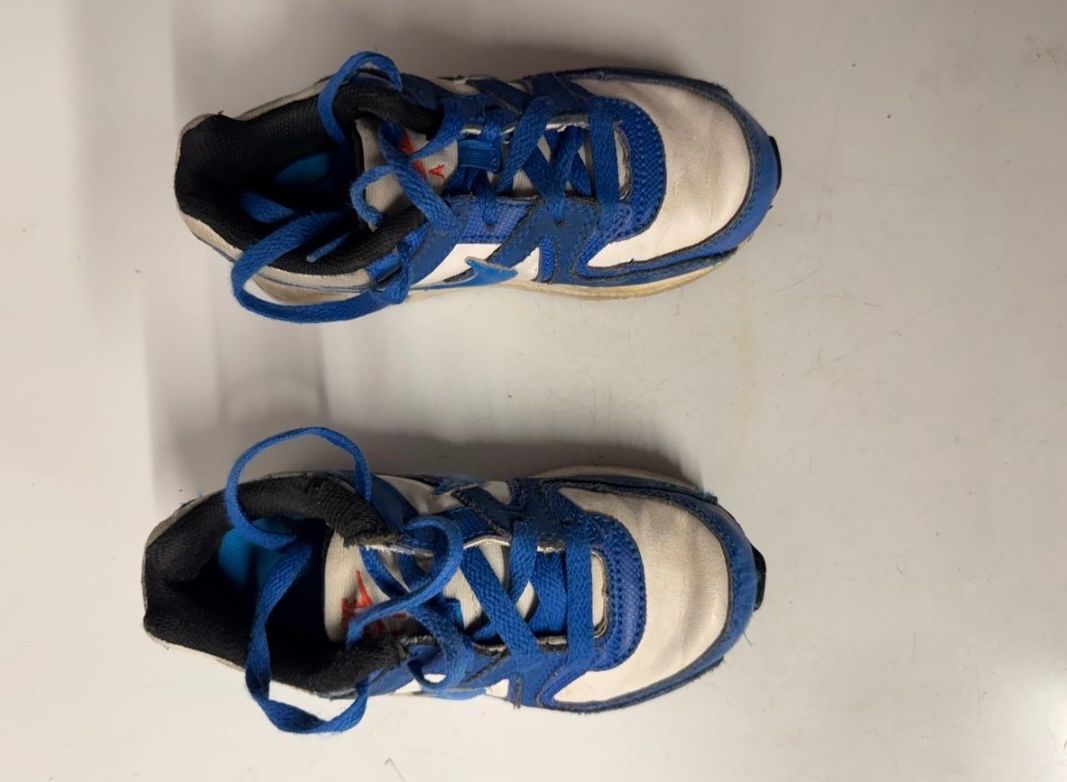Nike Scarpe per ragazzi: Kinder Schuhe Grösse 28 – Usato da Zürich venduto da zd_1965 1
