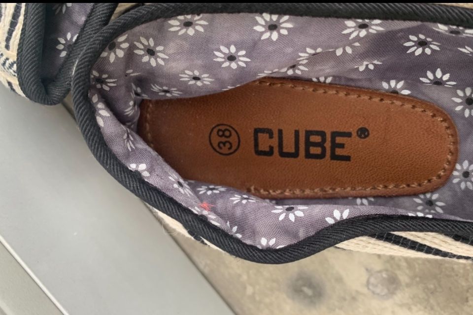 Cube Scarpe da donna: Super espadrilles CUBE doublée et renfort talon c/neuve n.38 – Nuovo (secondo la descrizione) da Martigny venduto da only__you 8