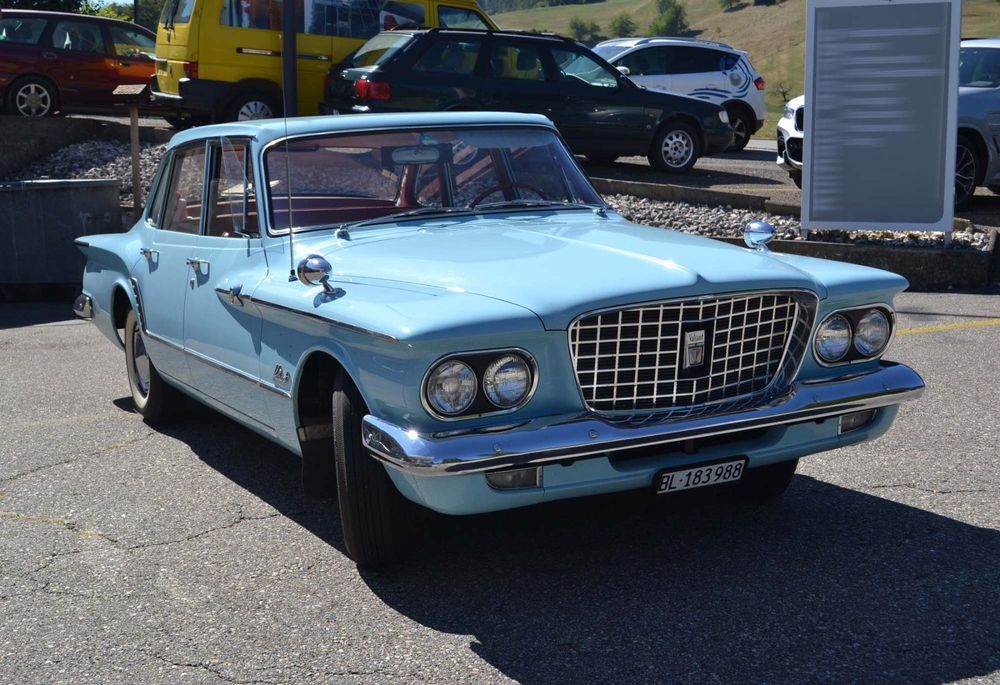 CHRYSLER VALIANT V200 (Oldtimer Veteran)