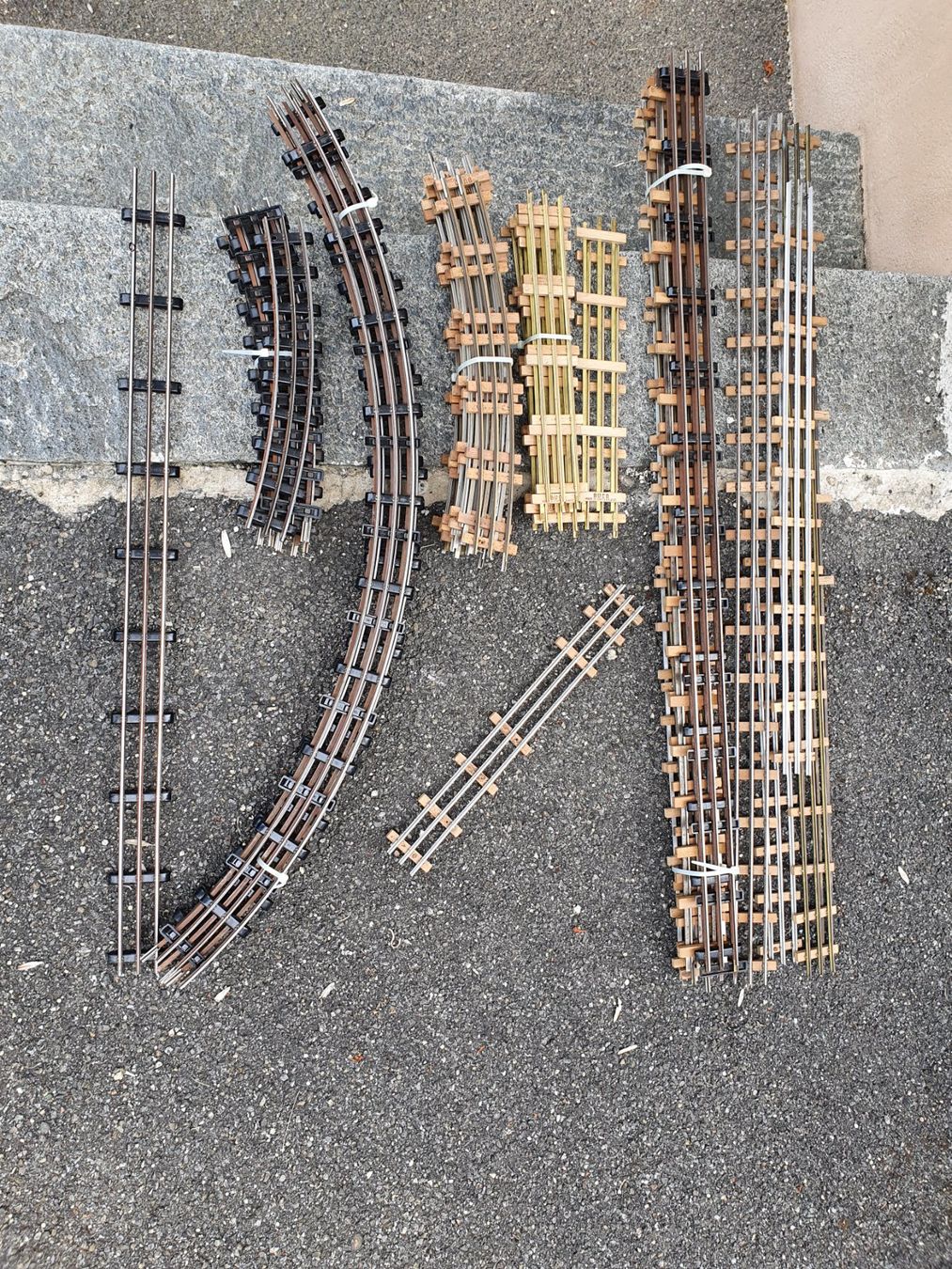 Buco Modellini di ferrovie: BUCO/HAG:0: SCHIENEN-LOT – Usato da Biglen venduto da taunus82 2