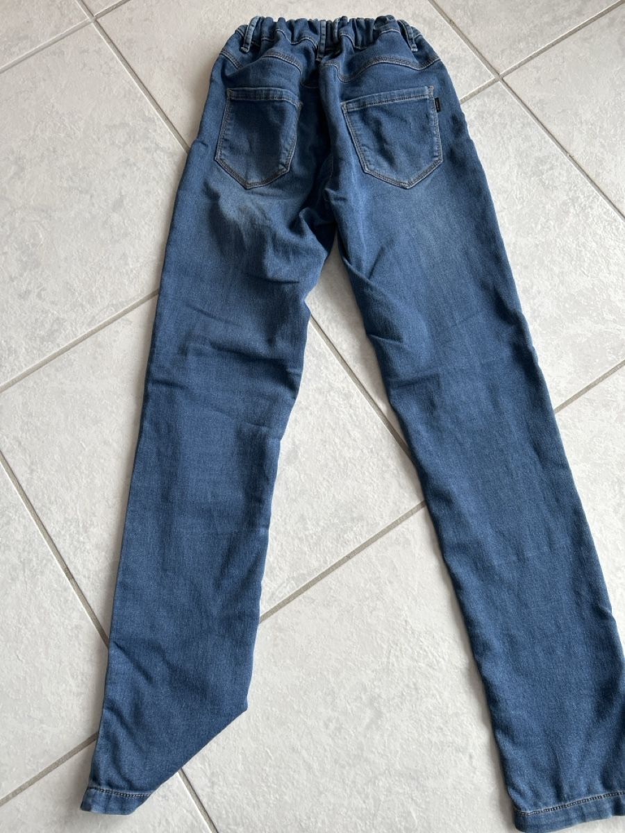 Pantaloni: Jeans Gr 146 – Usato da Lostorf venduto da Venice16 1