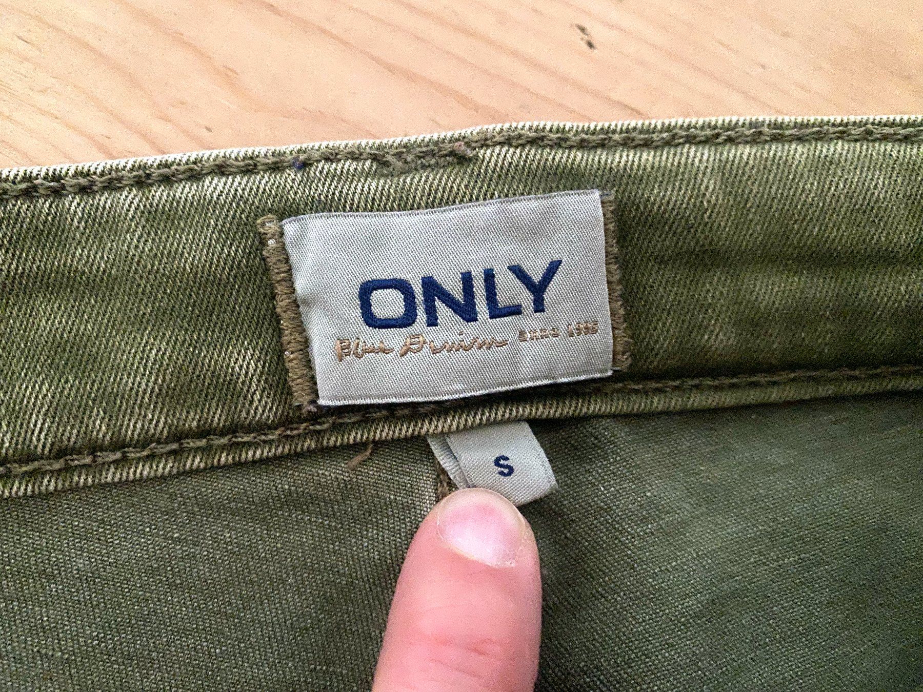 Only Jeans: Grüne Jeans Shorts – Usato da Zürich venduto da sultaninchen 3