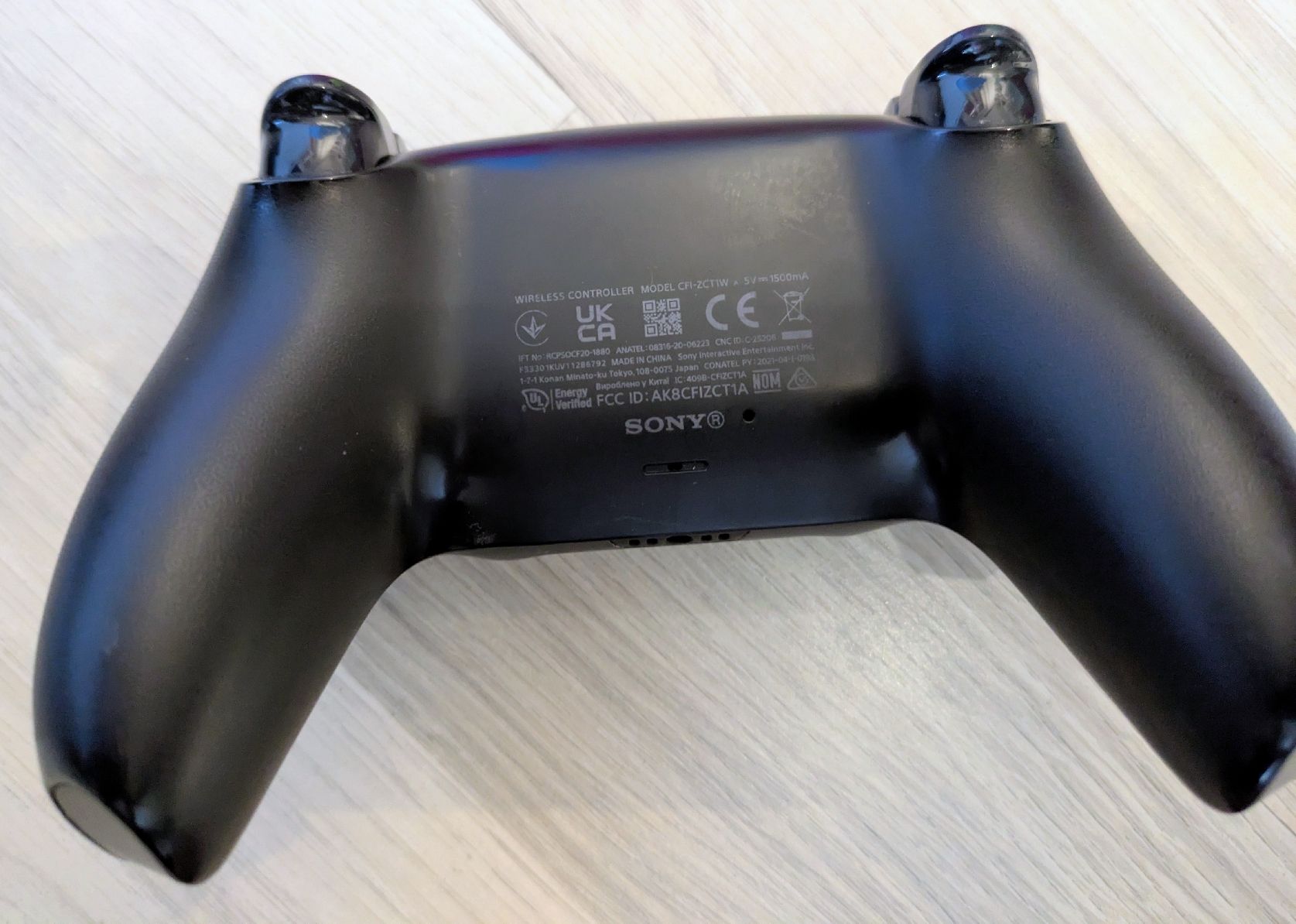 Sony Controller: Manettes / controller ps5  – Difettoso da Châtonnaye venduto da Enjie 5