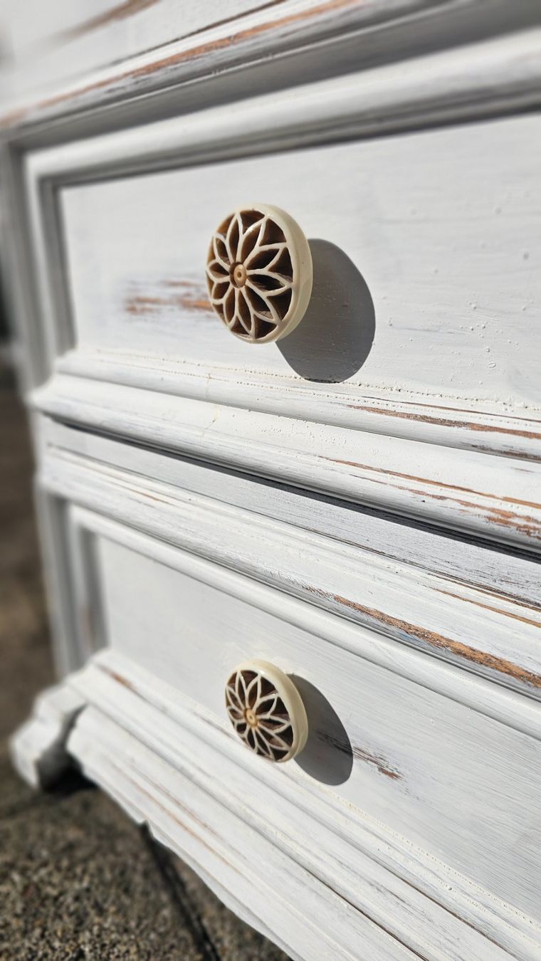 Cassettiere: Shabby Chic TV-Möbel Kommode – Usato da Büron venduto da Ica69