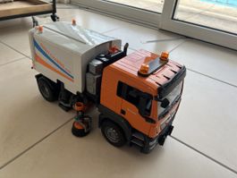 Spielzeug Kehrmaschine Bruder