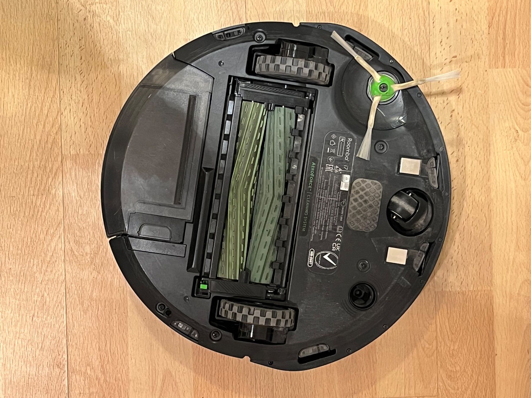 Irobot Aspirapolveri & Accessori: iRobot Roomba i7 Saugroboter – Usato da Allschwil venduto da eva_zsh8 2