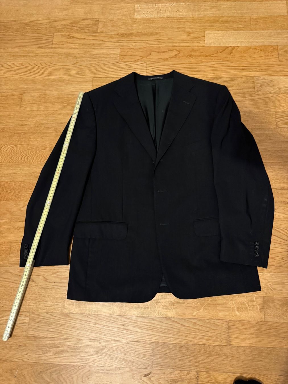 Corneliani Giacche: Blazer / Sakko Corneliani Gr. 25 – Usato da Staufen venduto da MARINTSUM