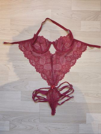 Body aus Spitze Grösse S/M