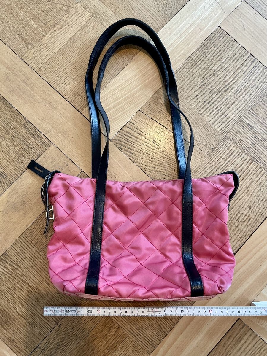 Prada Borse da donna: Prada Tasche pink, alt und stylisch – Usato da Zürich venduto da Willy_Wonka 2