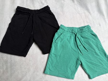 Next Shorts Set Kinder schwarz grün Grösse 104 cm