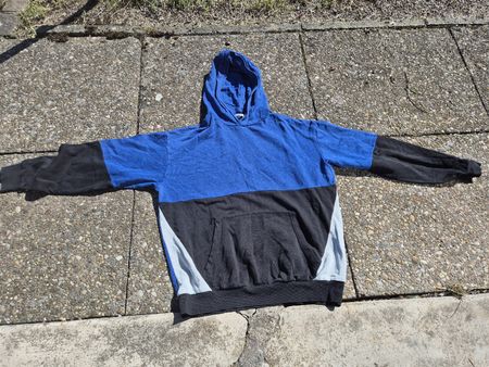 H&M Kapuzenpullover blau schwarz Grösse 158/164