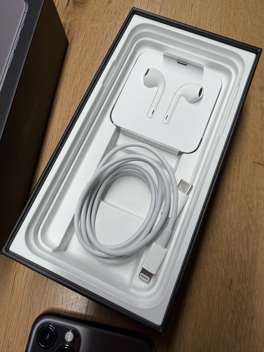 Apple Handys / Smartphones: iPhone 11 Pro Max 64GB  – Gebraucht aus Grosswangen von winkelfeld 1