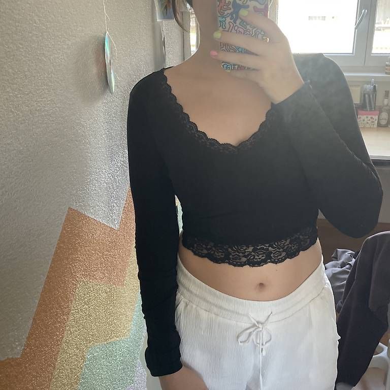 Top: Crop top S – Usato da Itingen venduto da alexasoldie