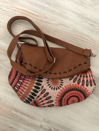 Wunderschöne Handtasche / Umhängetasche Herbst Style Braun