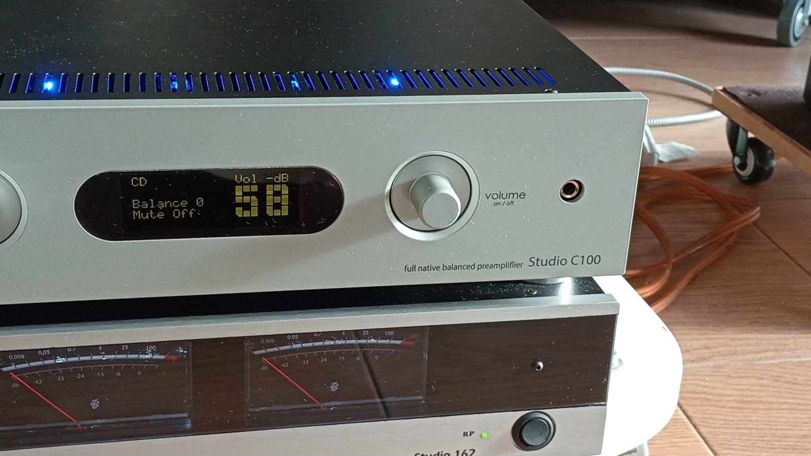 Amplificatori: NOS - EamLab Studio C100 Preamplifier – Official Warranty – Nuovo e nell'imballaggio originale da St-Cergue venduto da per_6cx5 1