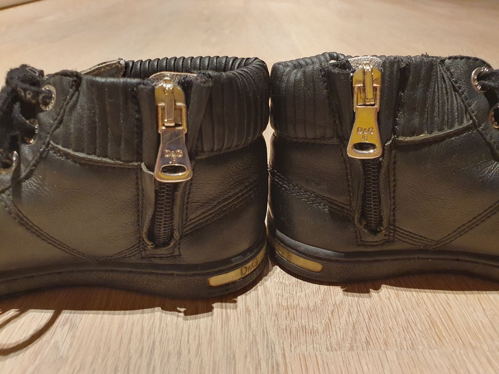 Scarpe per ragazzi: D&G Junior Sneakers Grösse 27 – Usato da Zürich venduto da Integrator 3