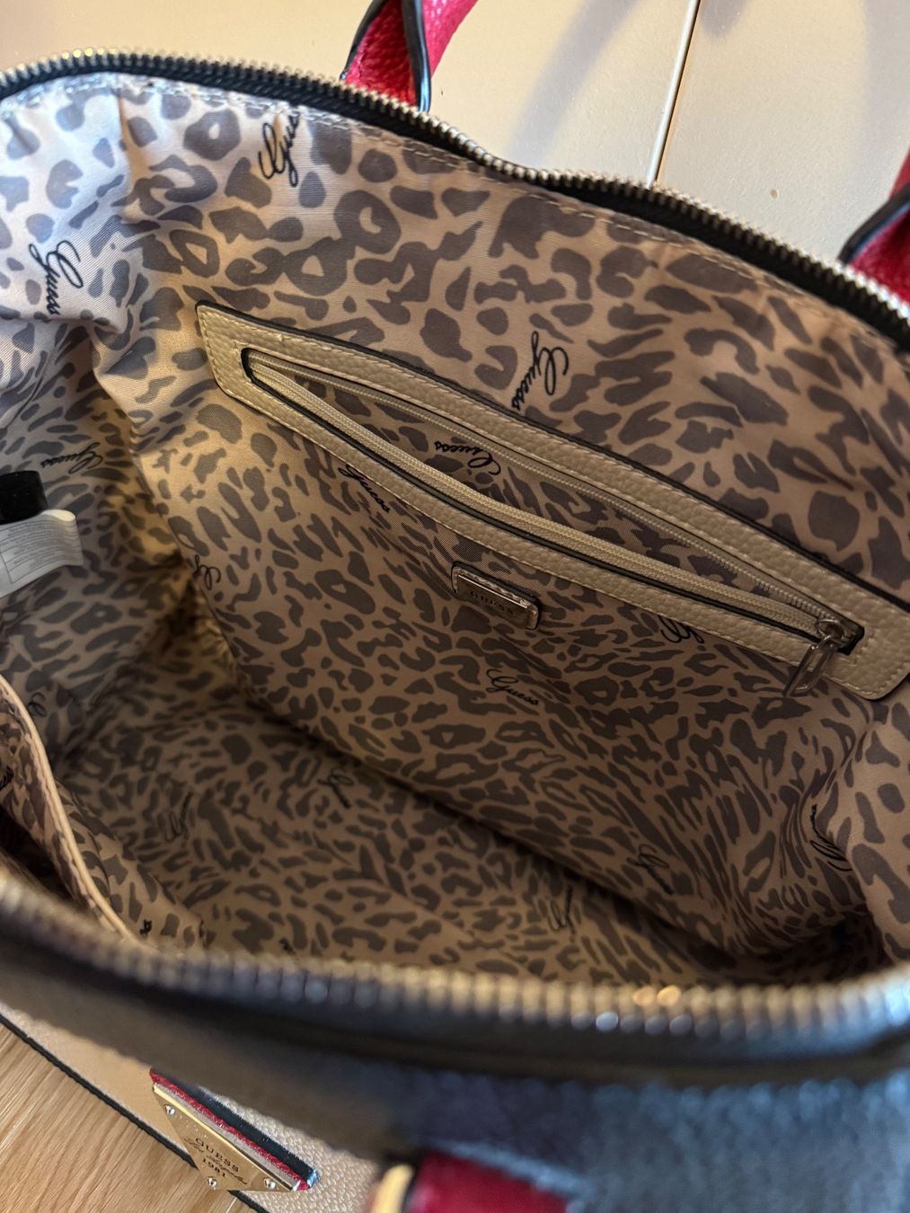 Guess Taschen für Damen: Sac Guess – Gebraucht aus Grand-Lancy von sar_2t5x 1