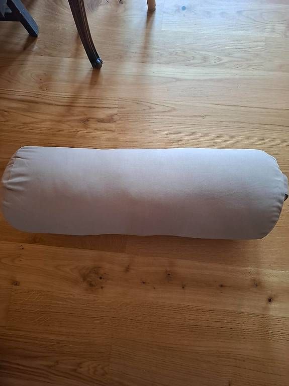 Cuscini: Yoga Bolster – Nuovo (secondo la descrizione) da Luzern venduto da Ostara13