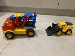 LKW Autotransporter mit Pneulader