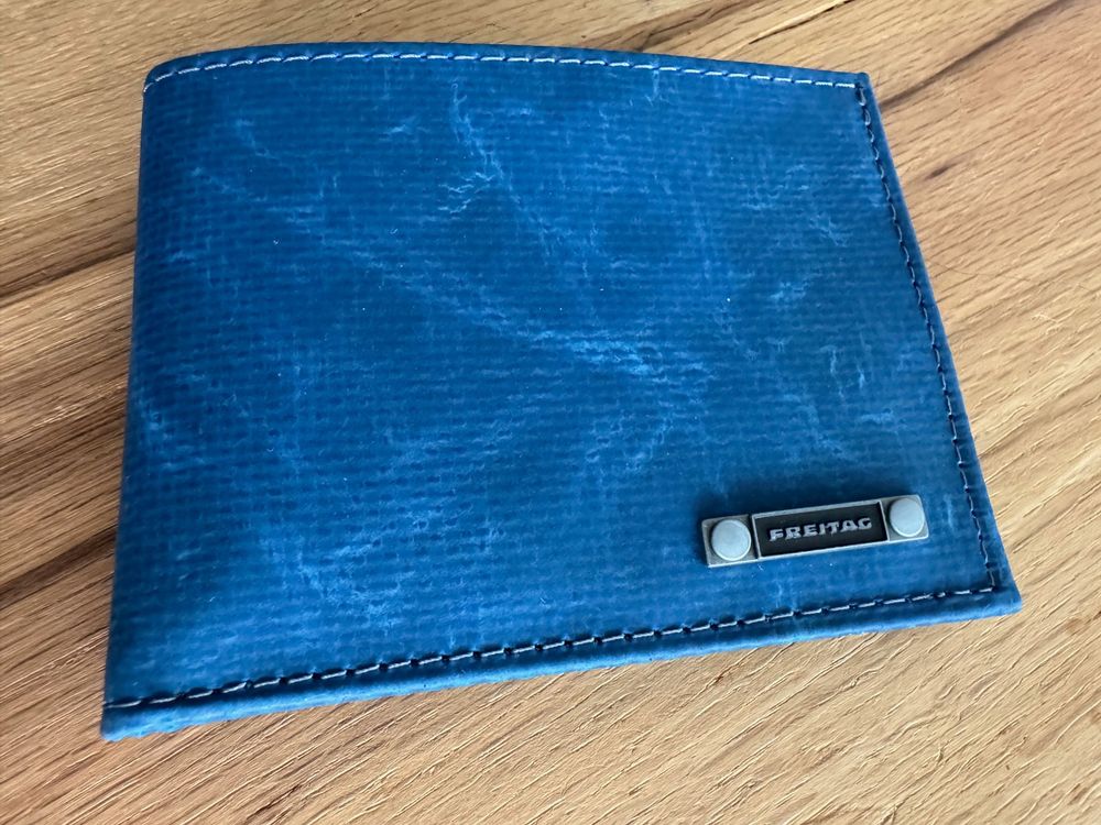 R709 FREITAG たっとし SCHURICH