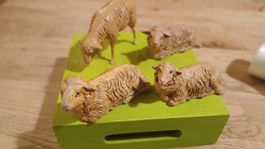 4 Antike Krippenfiguren Schafe