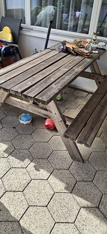 Tische: Gartentisch – Gebraucht aus Buttwil von cas_65ys