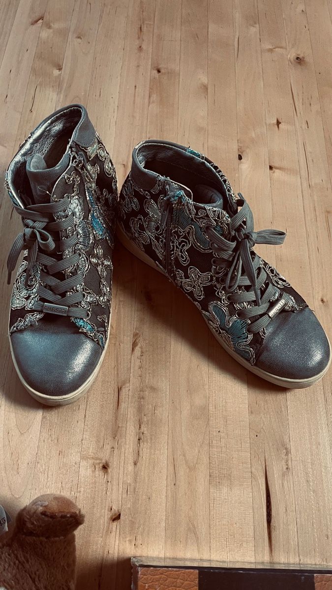 Bugatti Scarpe da donna: Bugatti Damenschuhe, Top Zustand, Grösse 38 – Usato da Zürich venduto da Krikri21 1