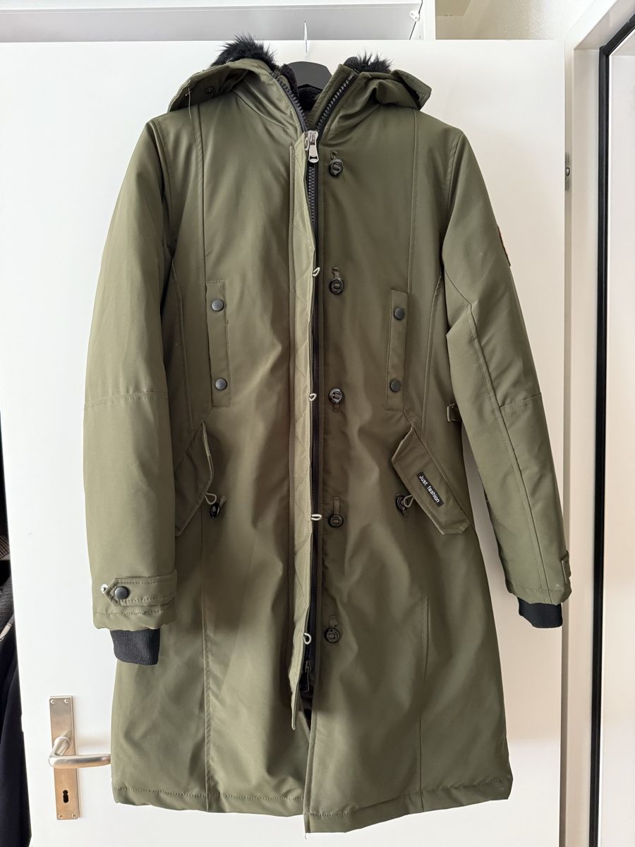Giacche: Winterjacke Damen Gr. 38/40 – Usato da Ennetbaden venduto da mel_cs5j
