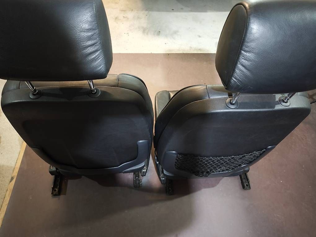 Tutti pezzi di ricambio auto: BMW E36 Limousine, Touring Leder Sitze  – Usato da Zihlschlacht venduto da rad_vvm9 3