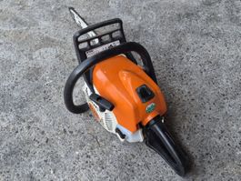 Stihl Motorsäge  211
