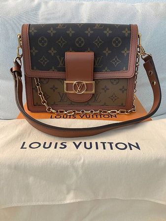 Louis Vuitton Dauphine MM